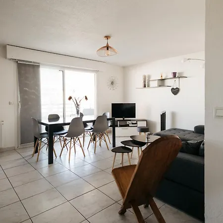 Appt 10 Min From Beaches, Wifi, Terrace *